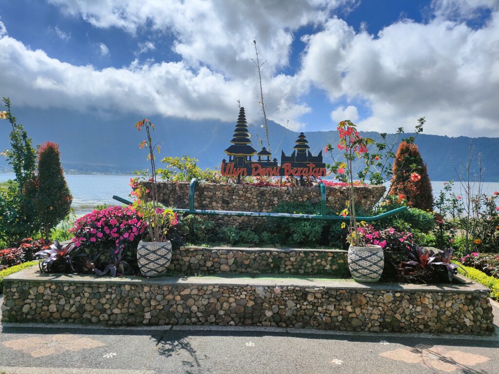 Bali - 14 Adventurous days on the Island of the Gods with breathtaking views 46 Ulun Danu Beratan Bali